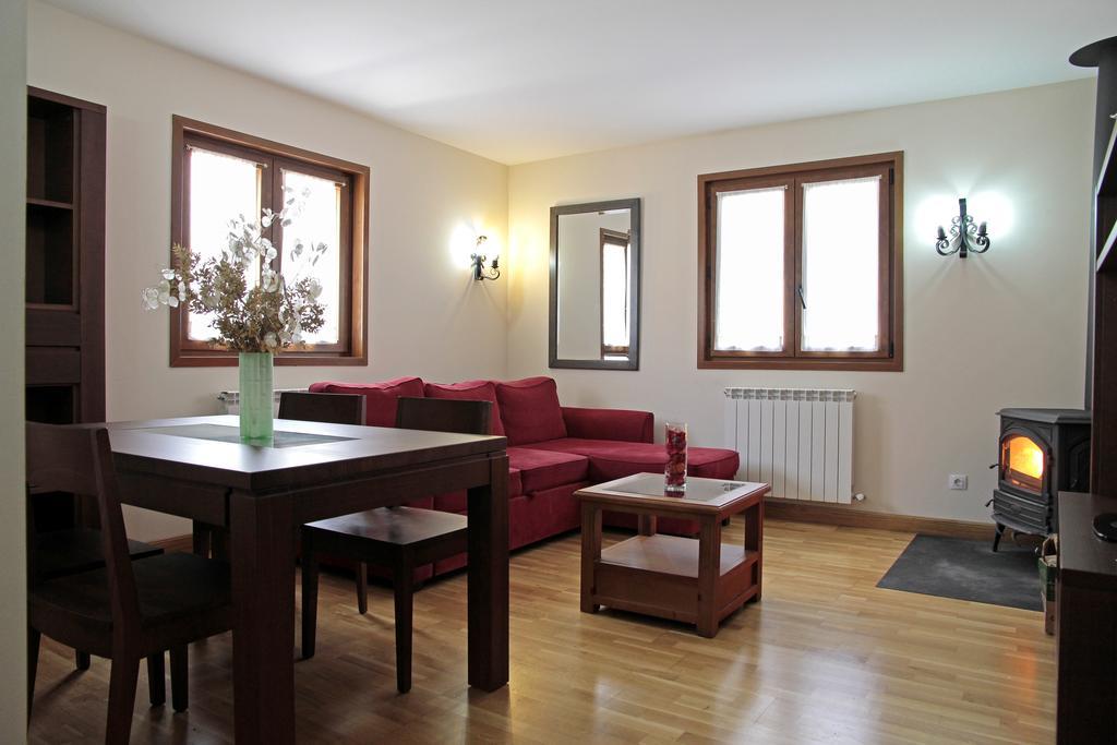 Apartamentos Irati Garralda Exterior photo