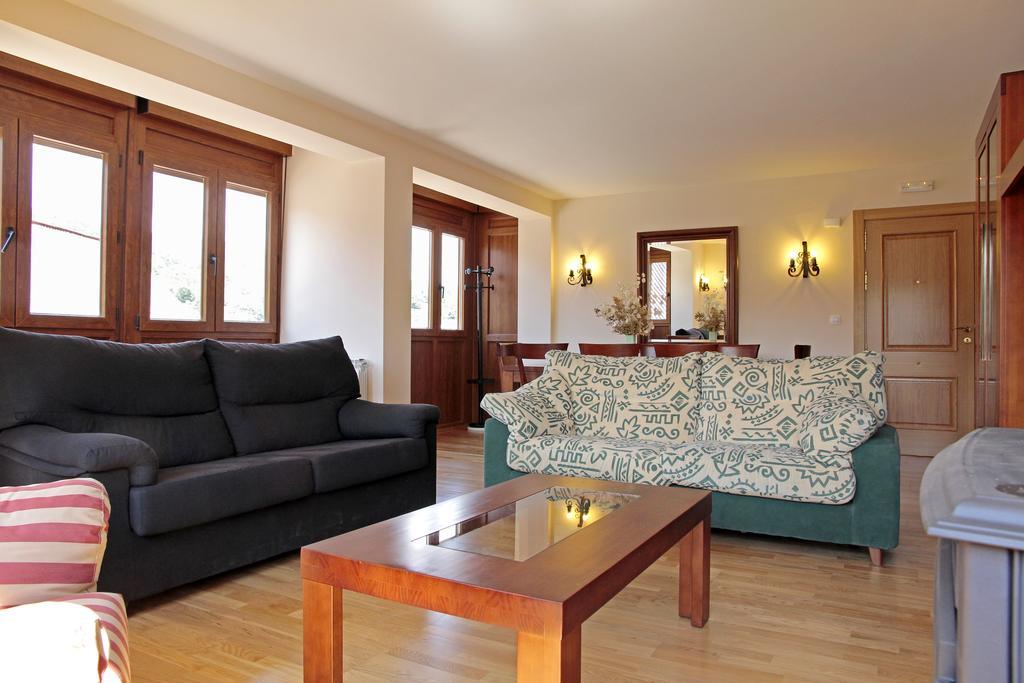 Apartamentos Irati Garralda Exterior photo